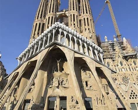 사그라다 파밀리아 대성당(Basílica de la Sagrada Família)