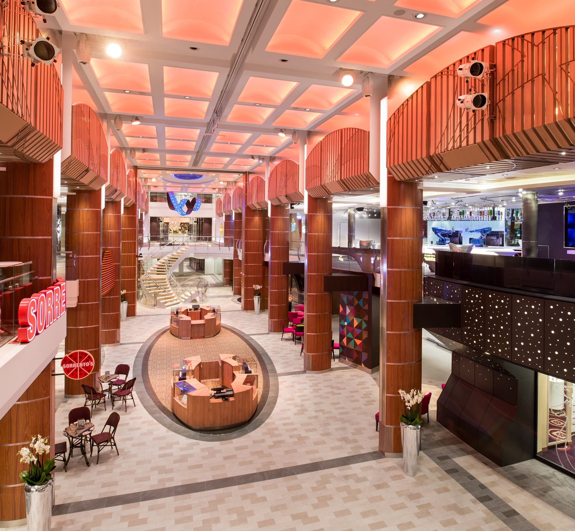 Quantum of the Seas 선내