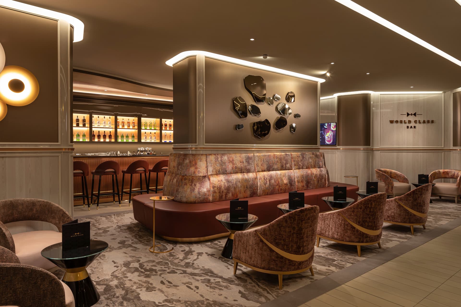 Celebrity Reflection 선내
