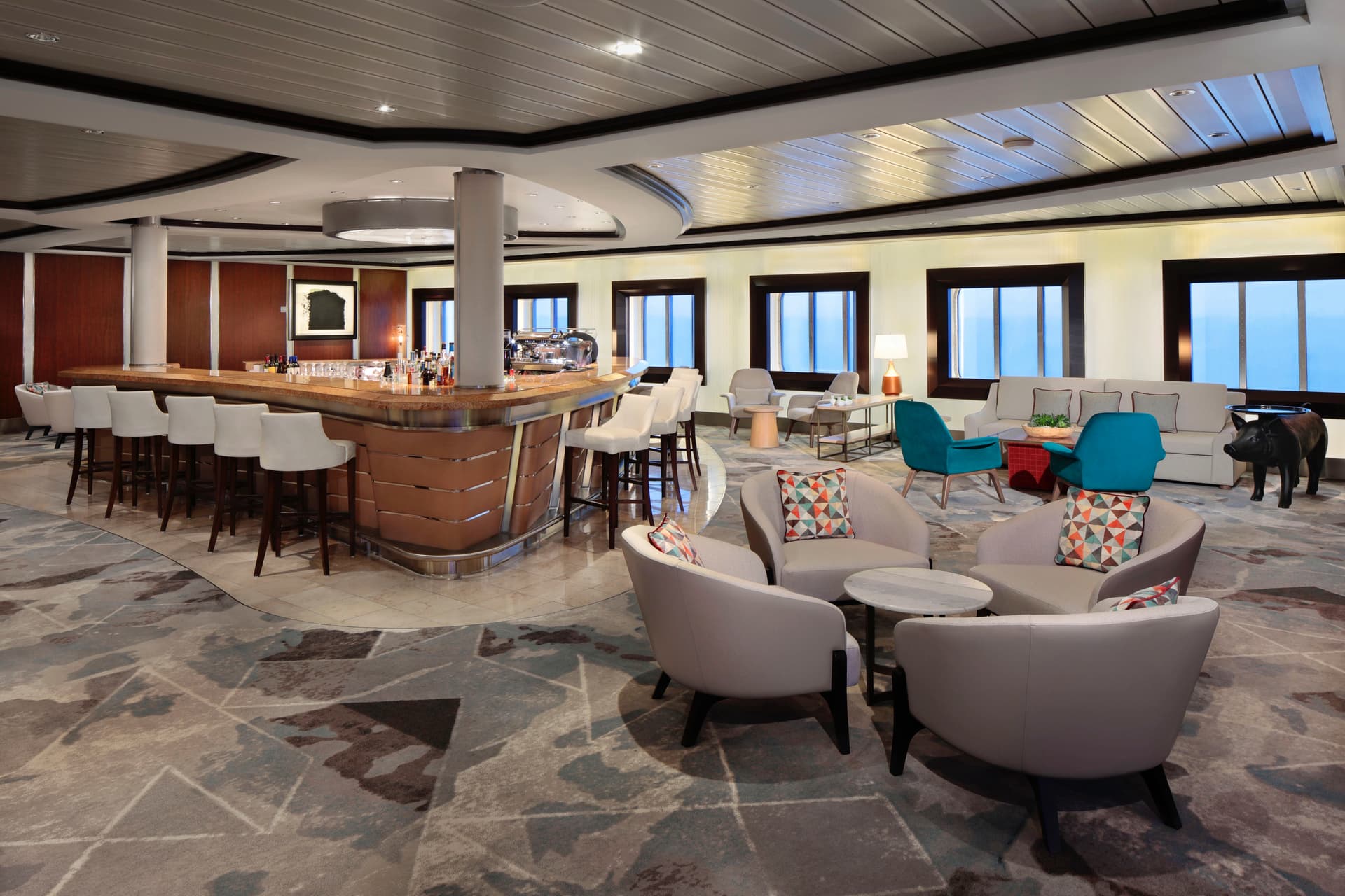 Celebrity Reflection 선내