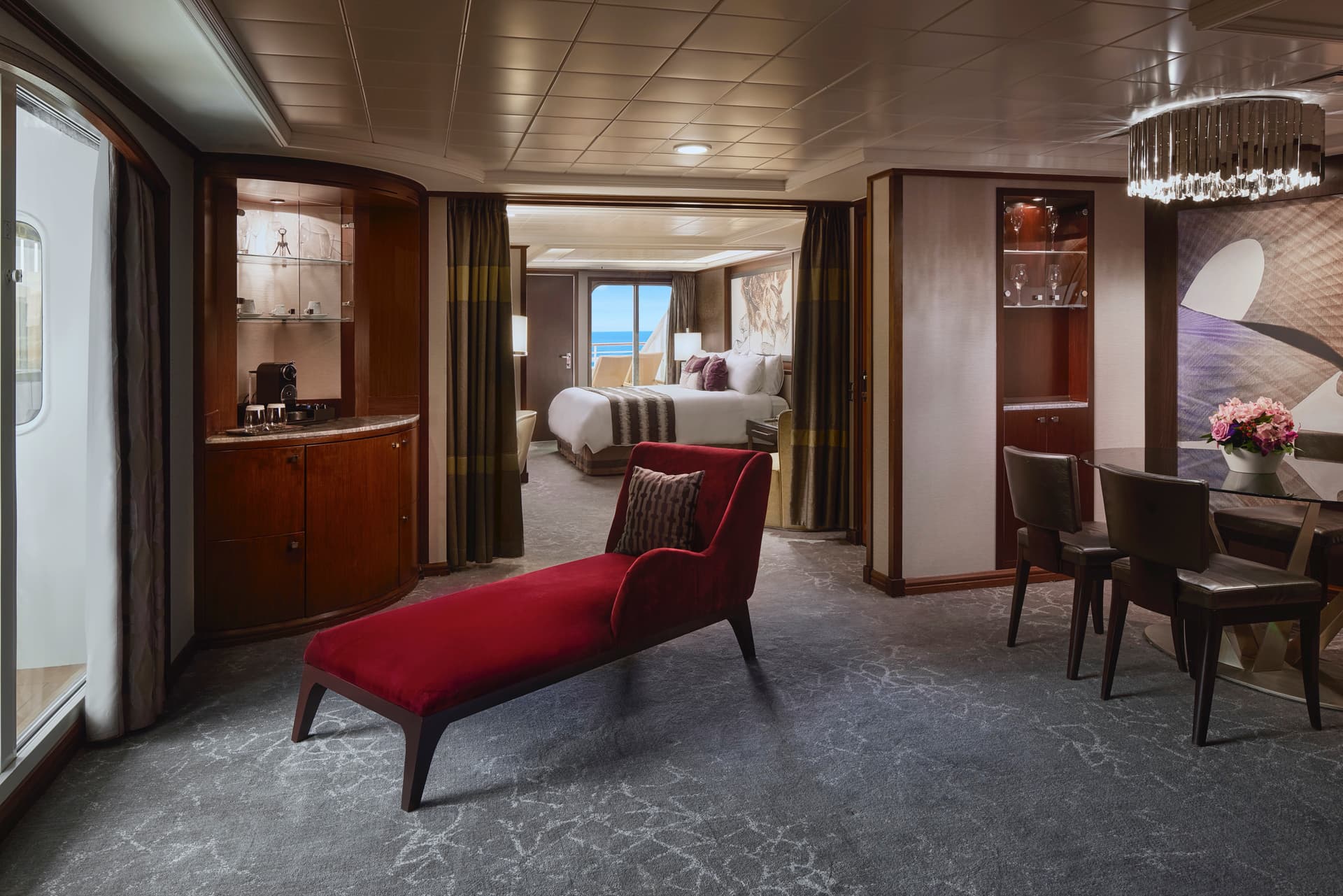 The Haven Deluxe Owner's Suite with Balcony