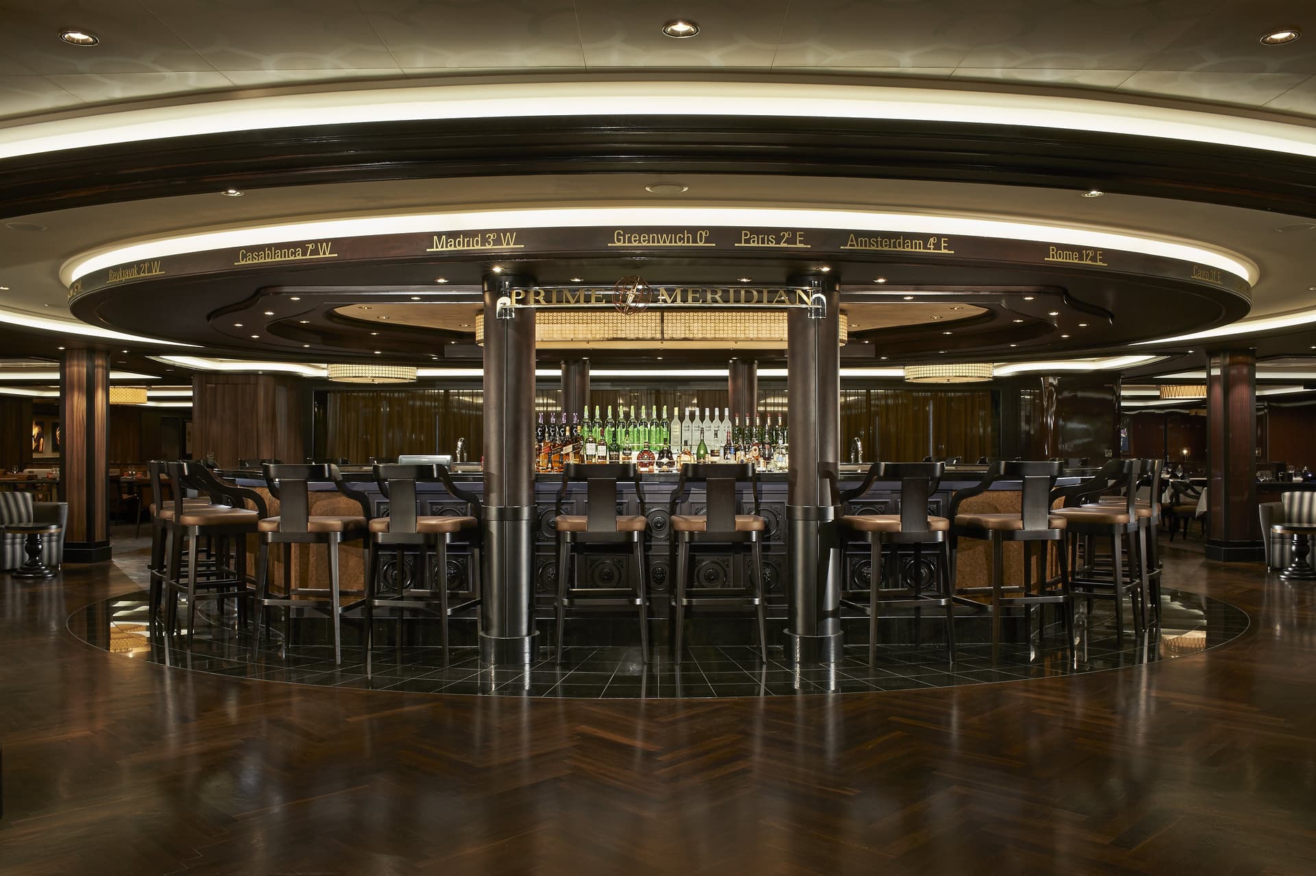 Norwegian Escape 선내