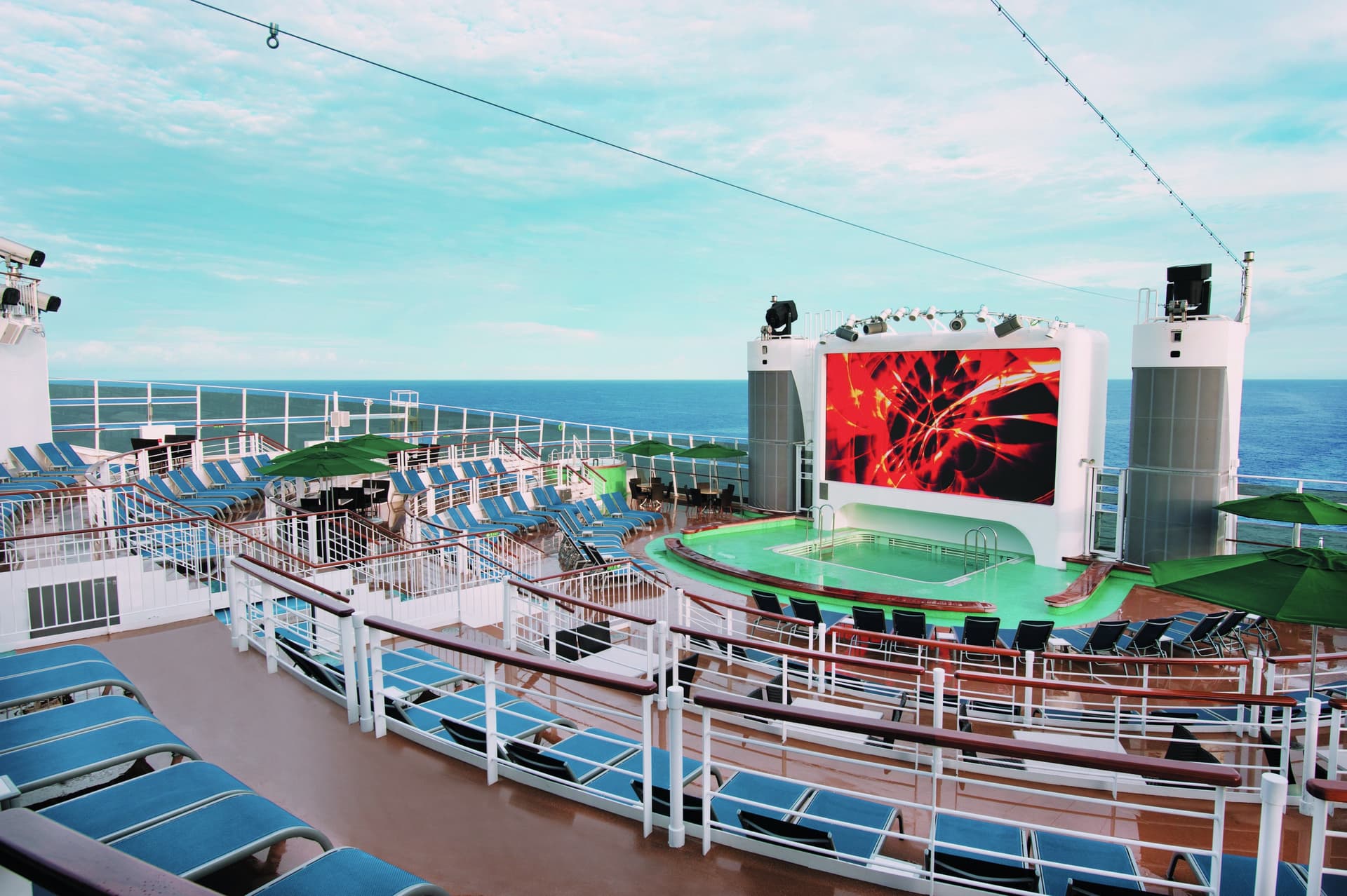 Norwegian Epic 선내