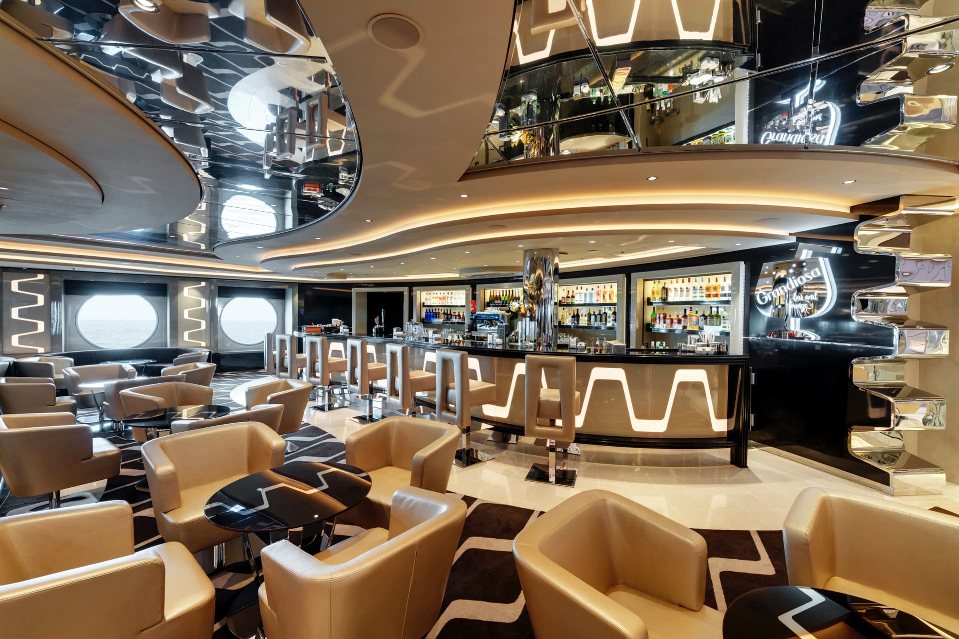 Grandiosa Bar & Lounge