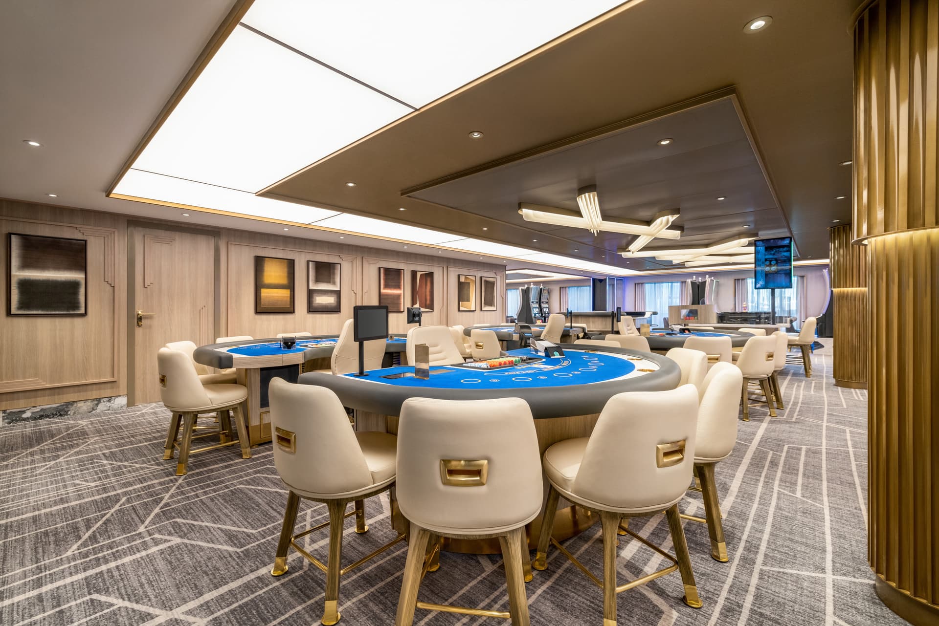 Oceania Vista 선내