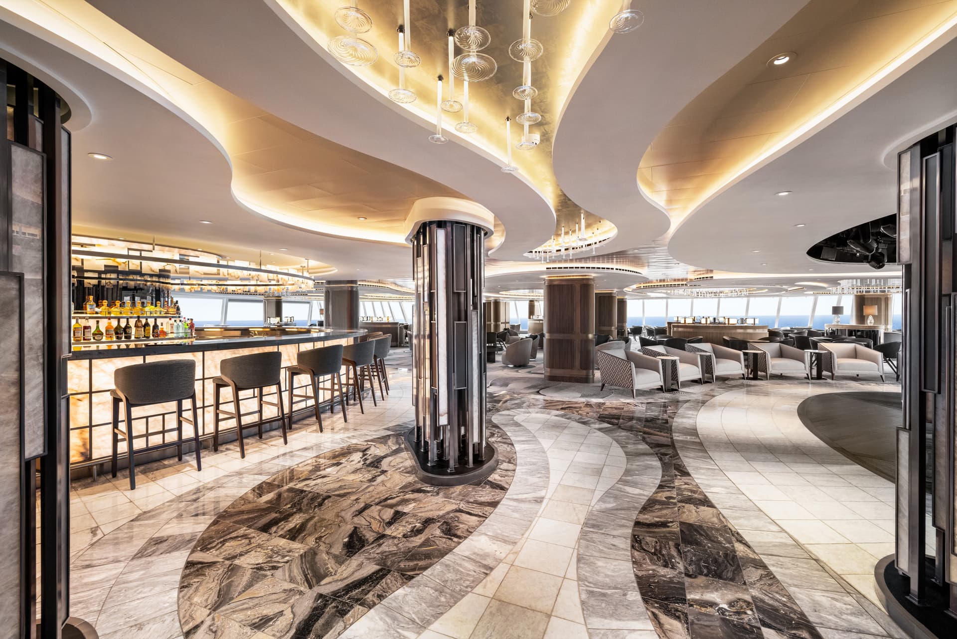 Oceania Vista 선내