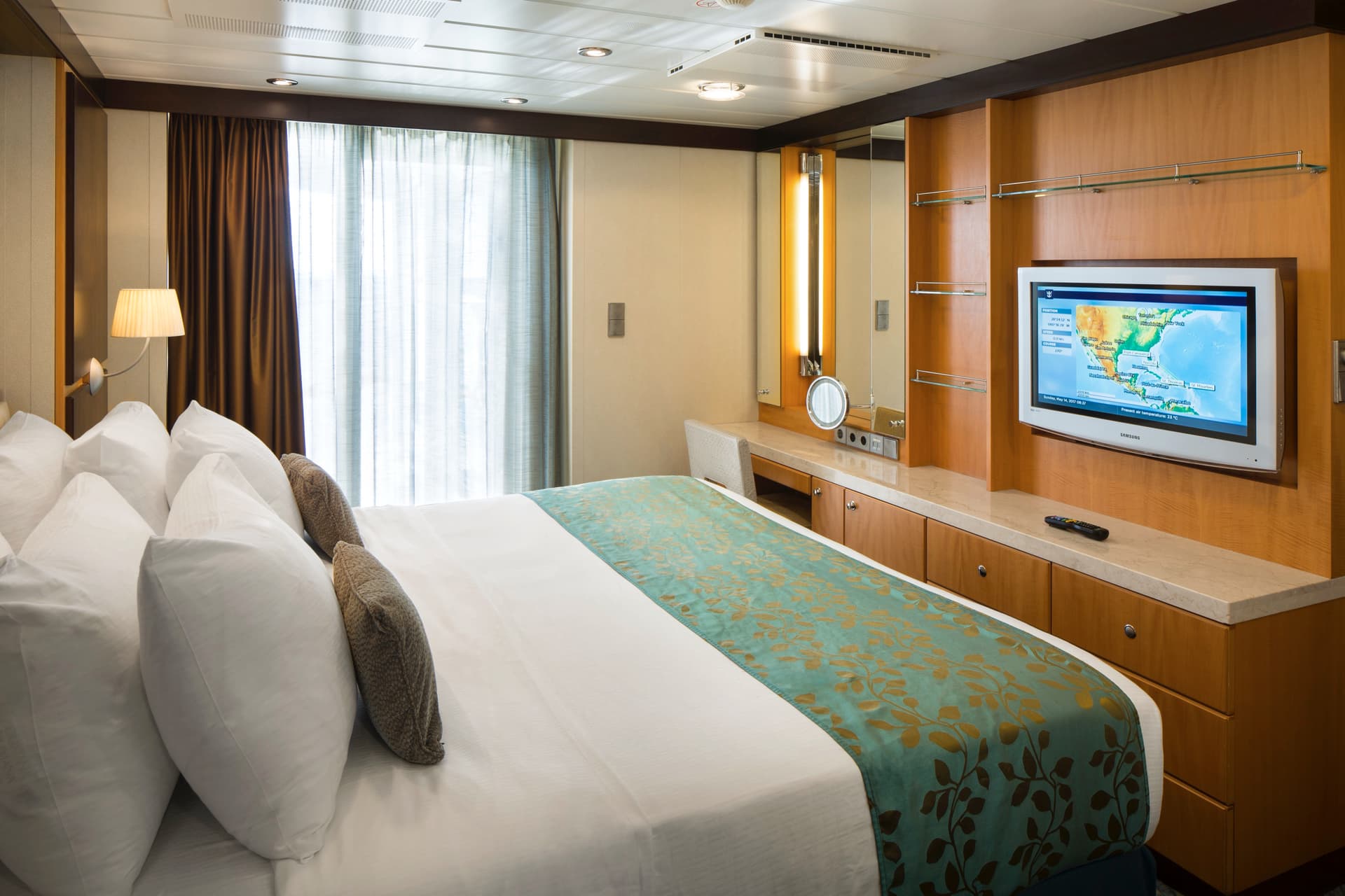 AquaTheater Suite with Large Balcony - 2 bedrooms
