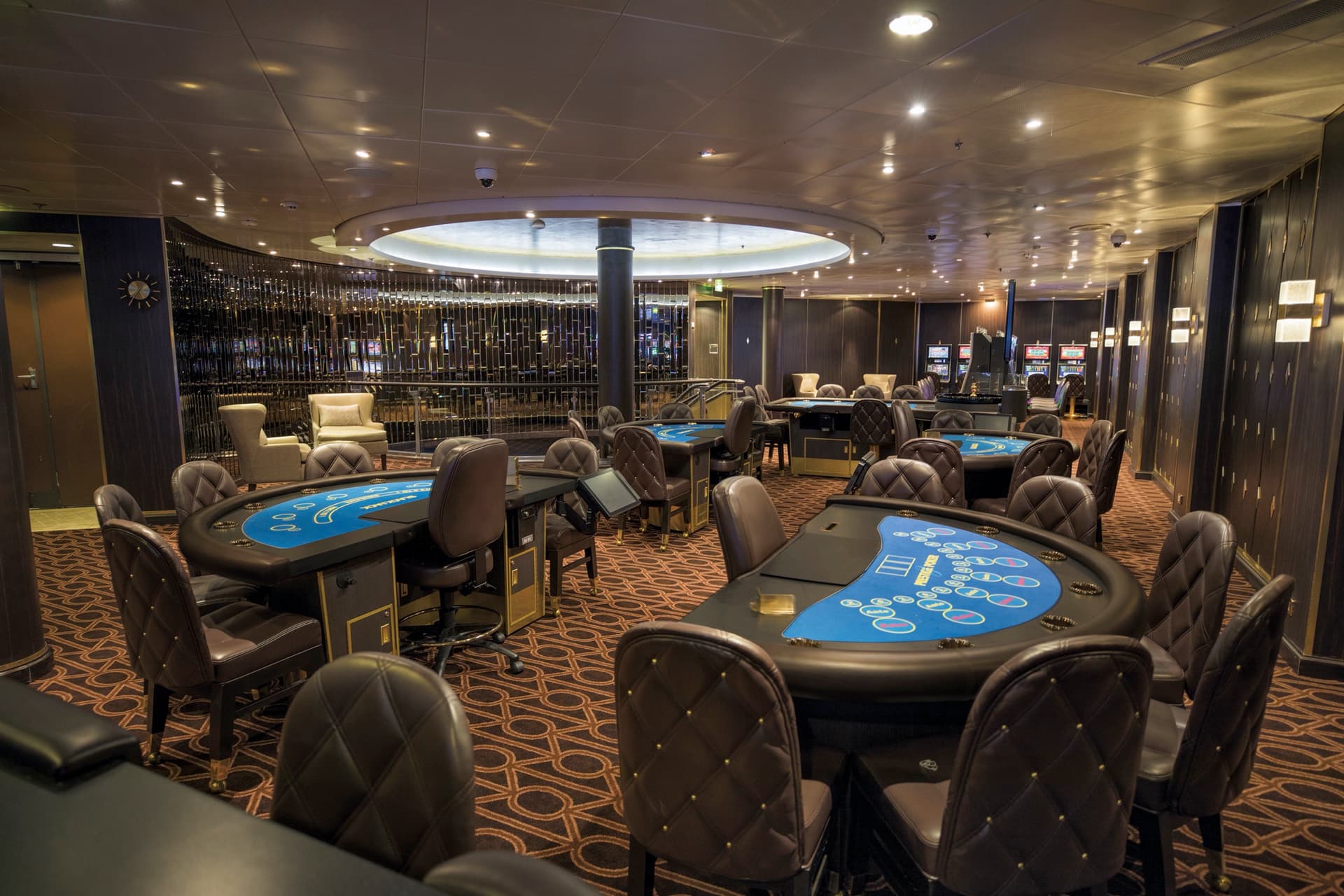 Seven Seas Mariner 선내