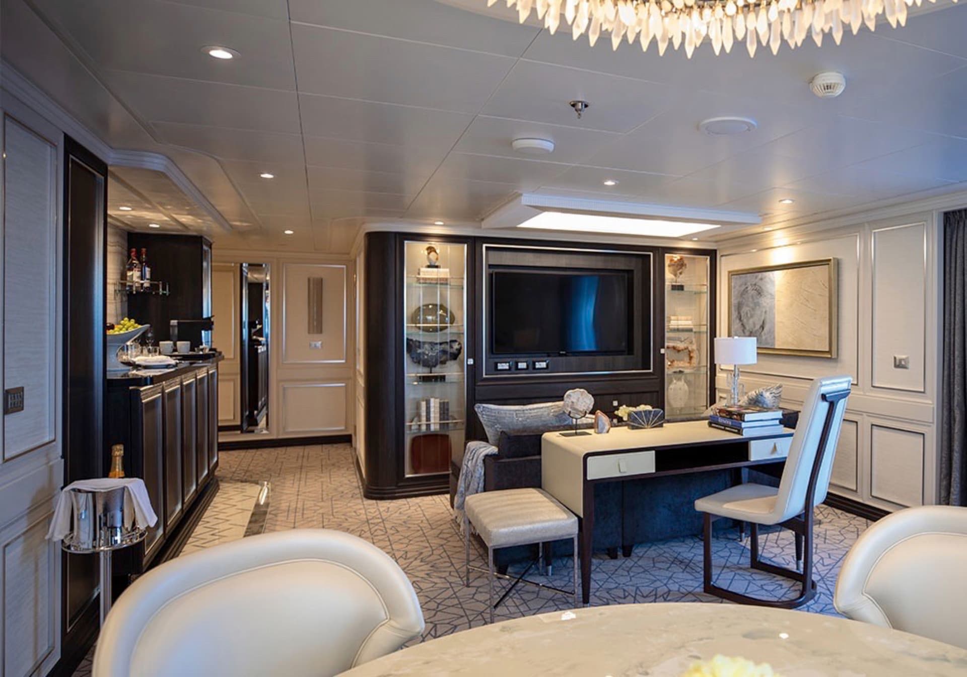 Signature Suite