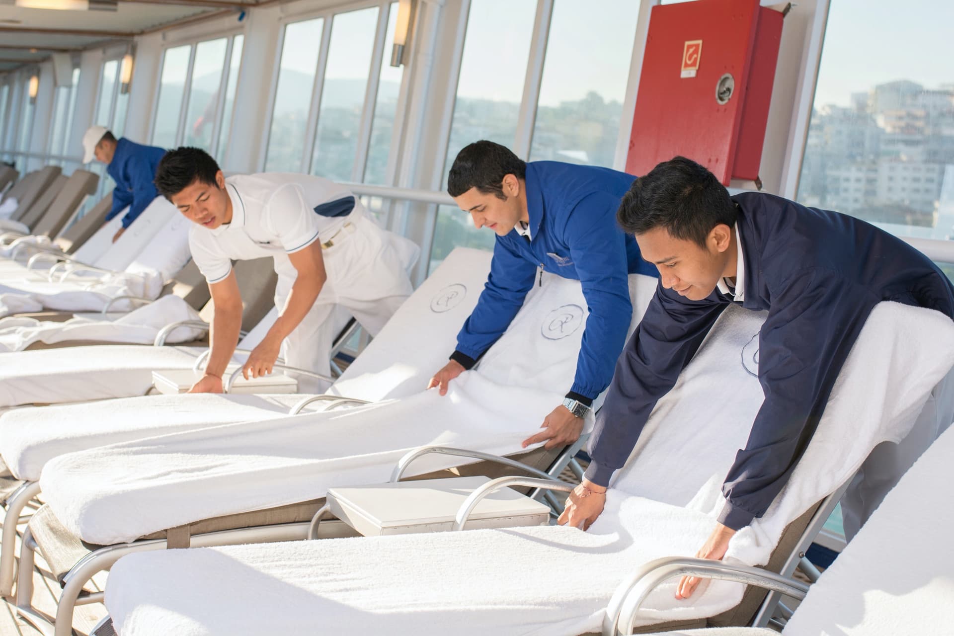 Seven Seas Voyager 선내