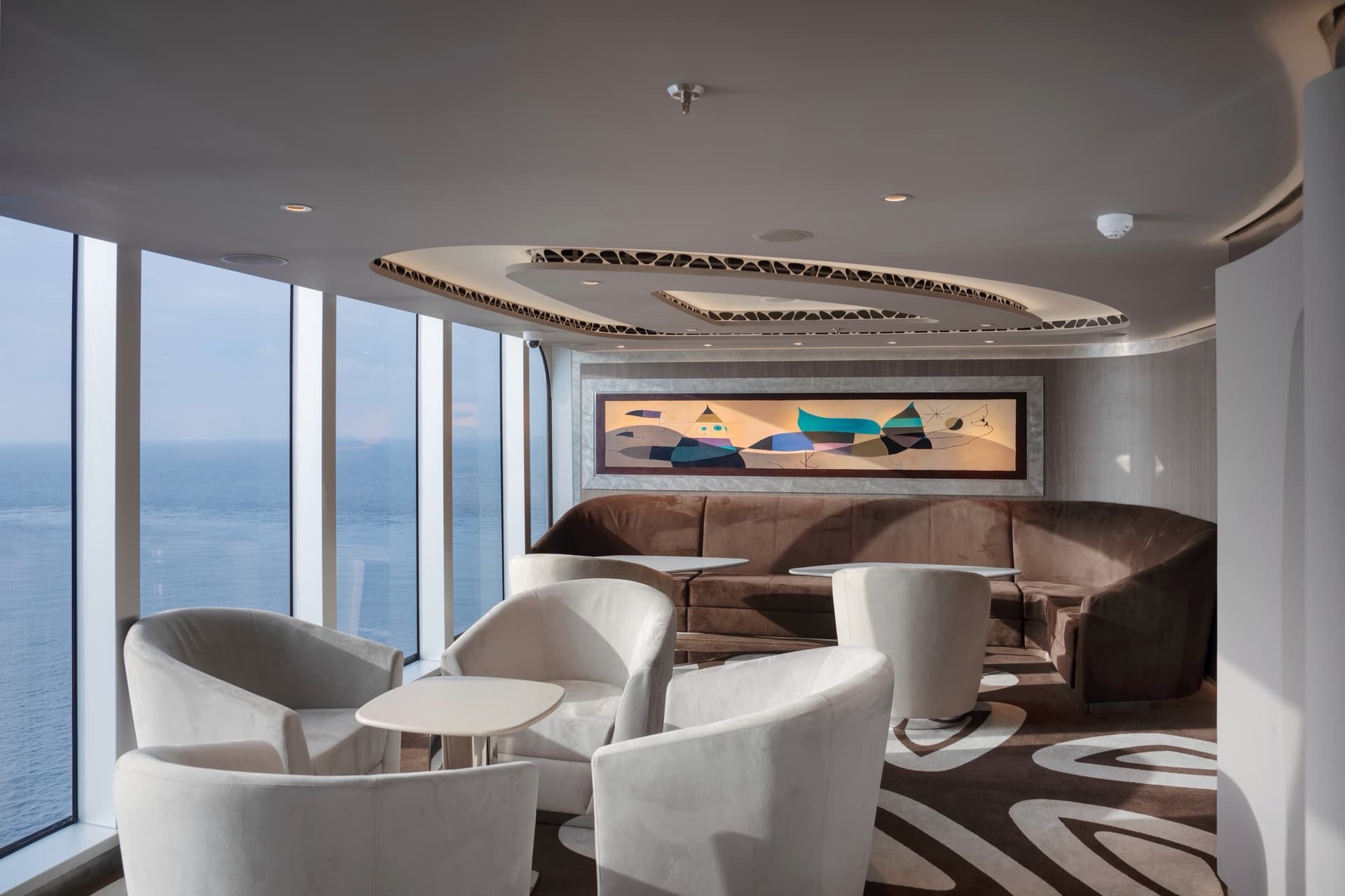 Top Sail Lounge