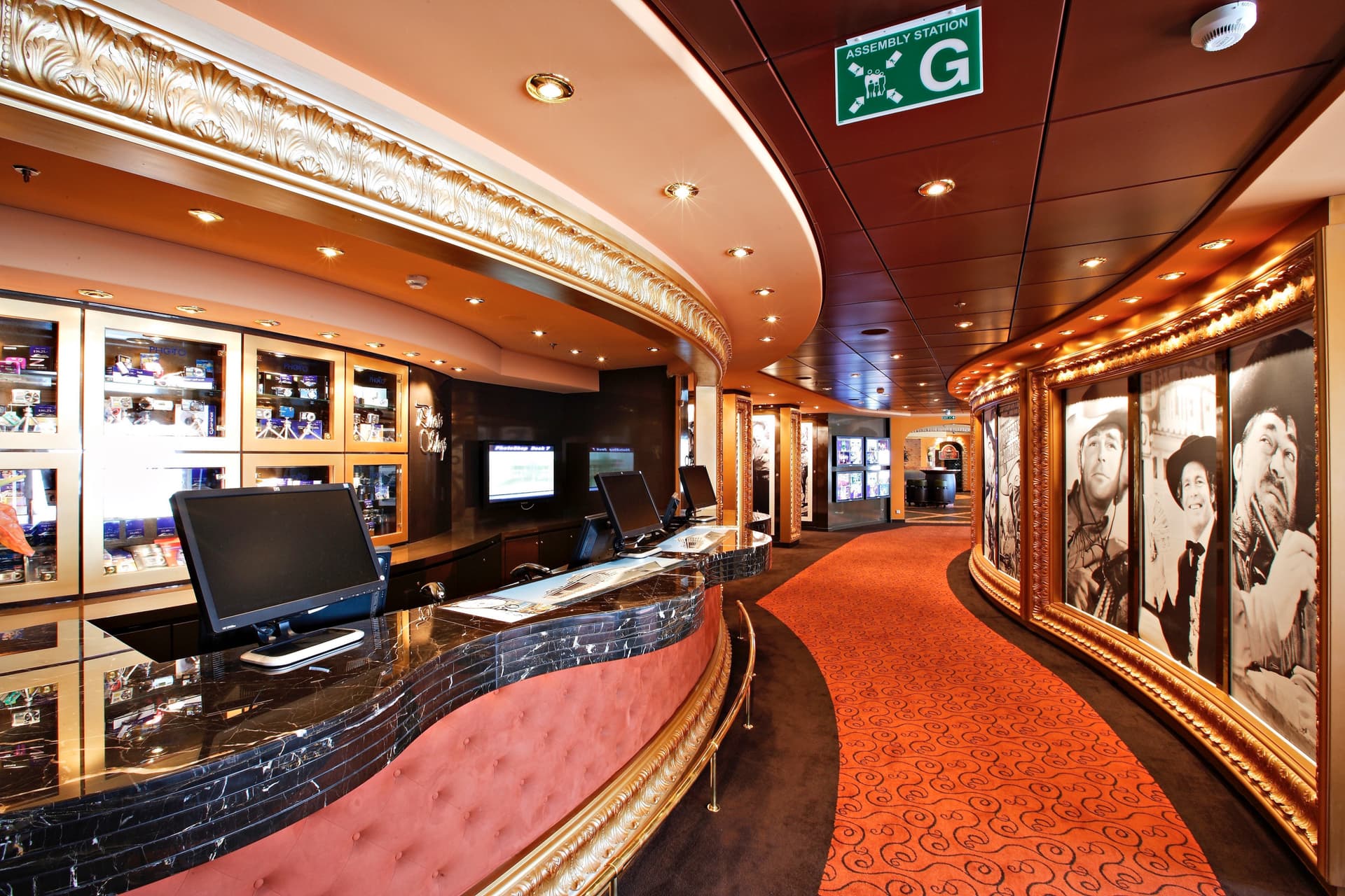 MSC Splendida 선내