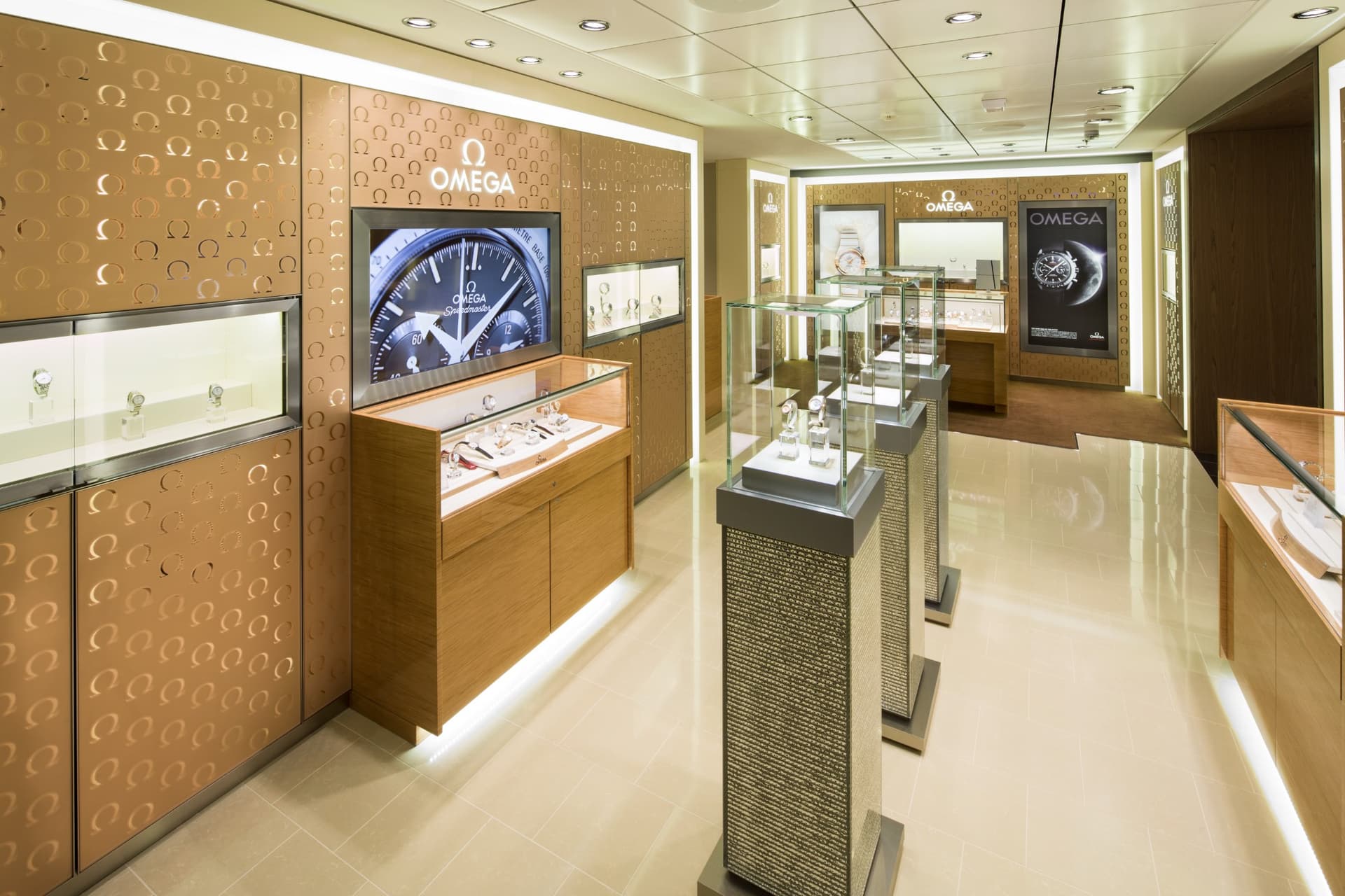 Ovation of the Seas 선내