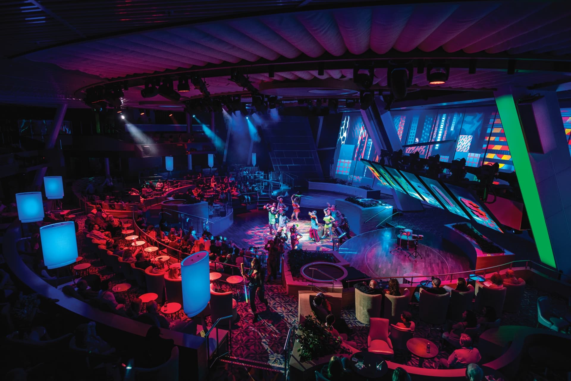 Ovation of the Seas 선내