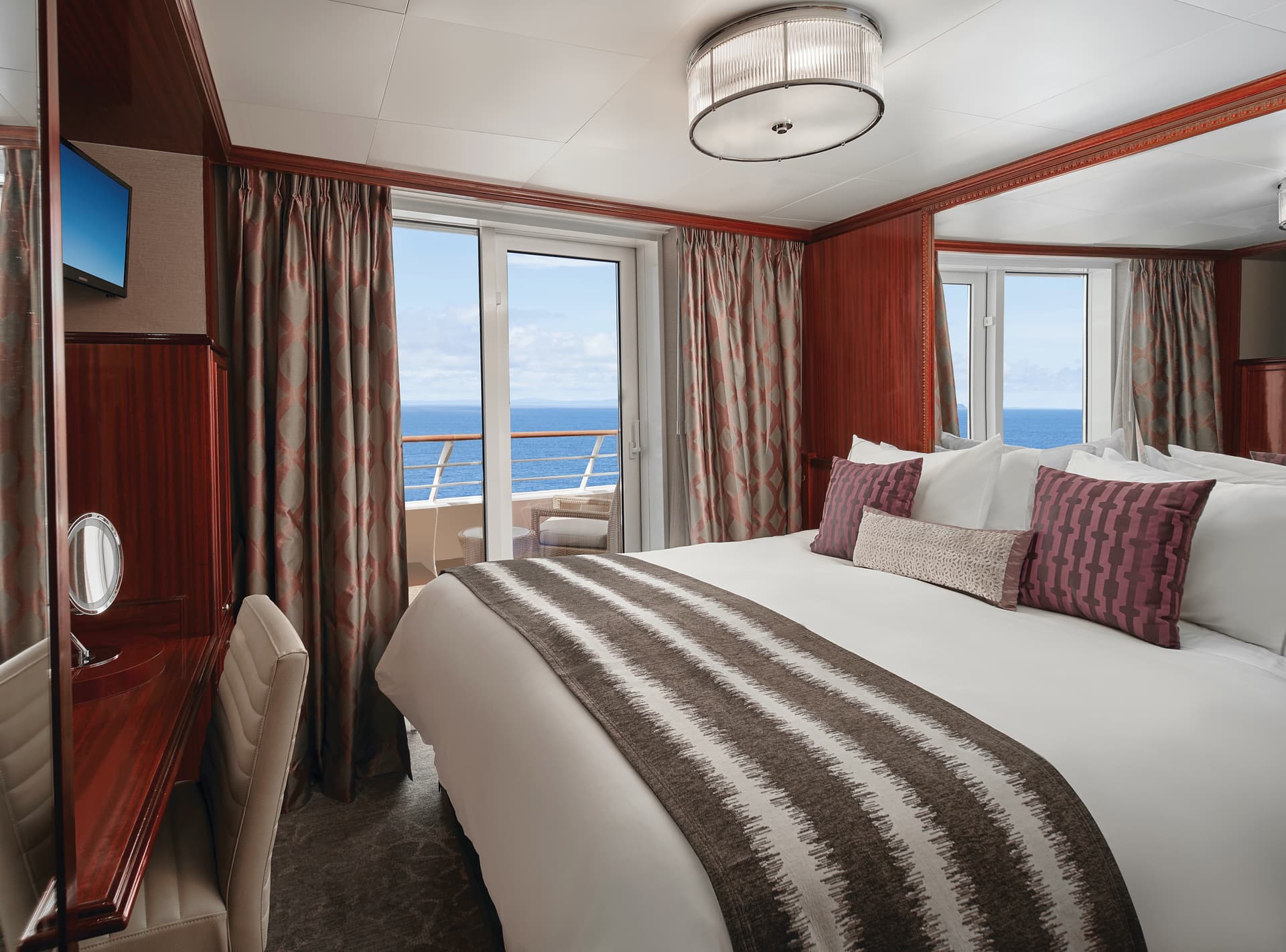 Aft-Facing Penthouse with Master Bedroom & Large Balcony