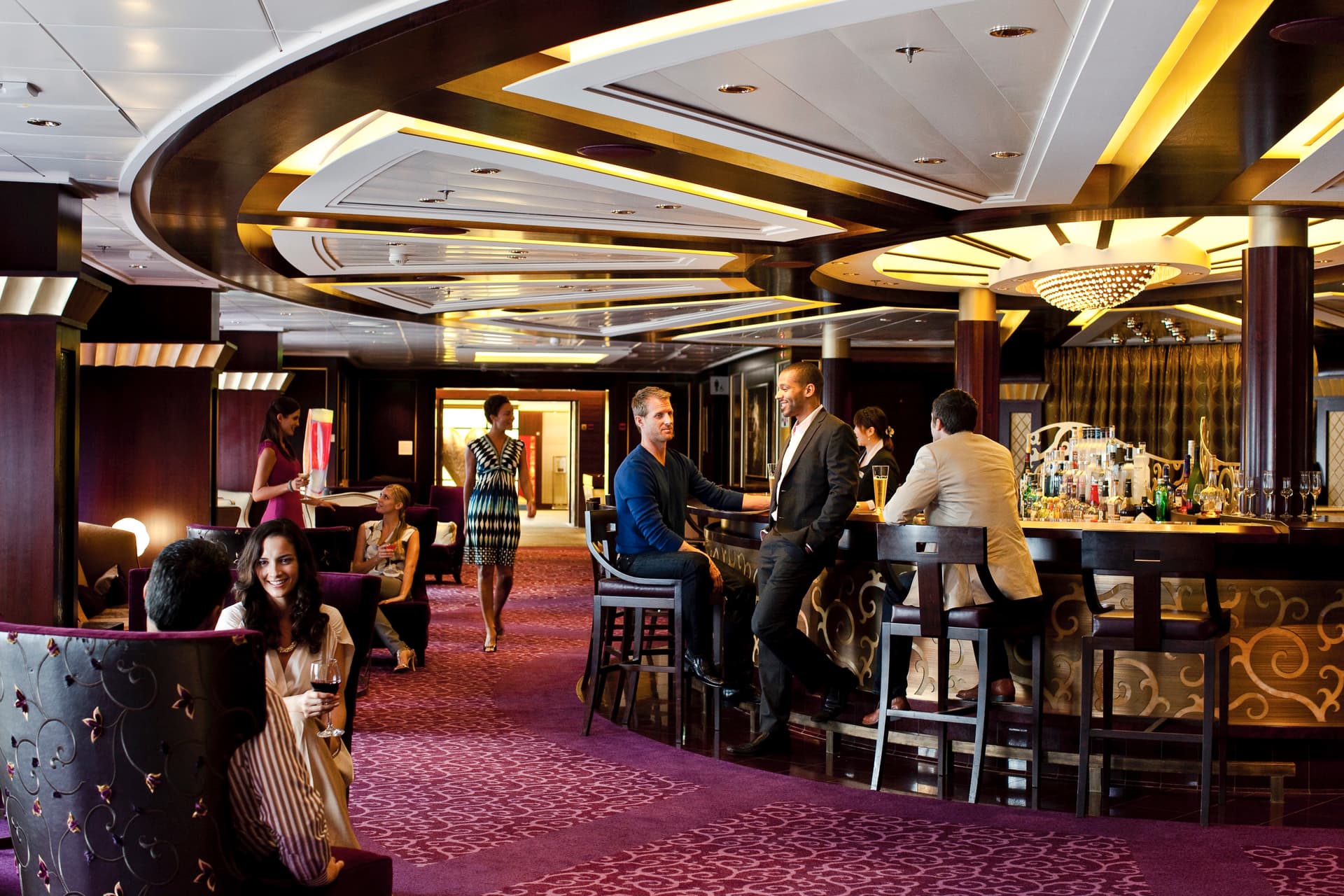 Celebrity Eclipse 선내