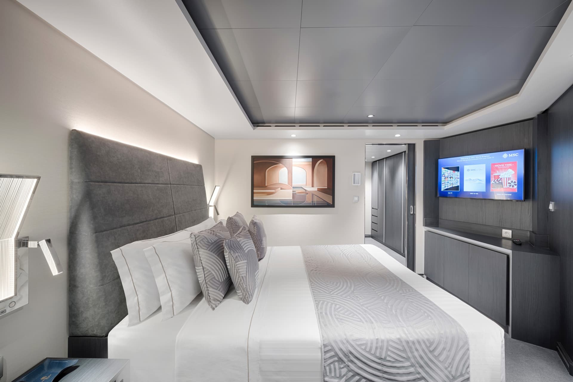 MSC Yacht Club Royal Suite With Whirlpool Bath