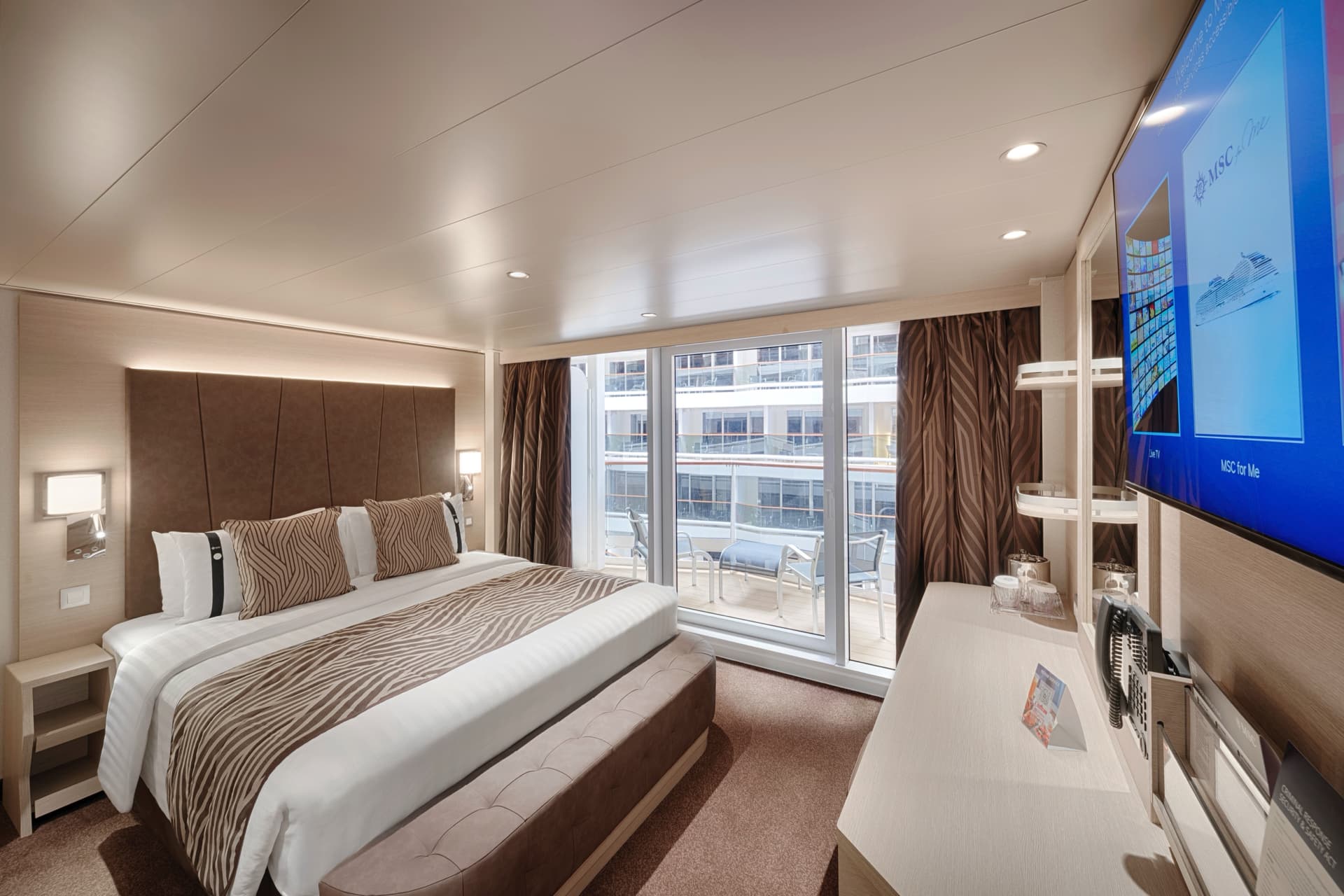 Deluxe Balcony with Promenade View