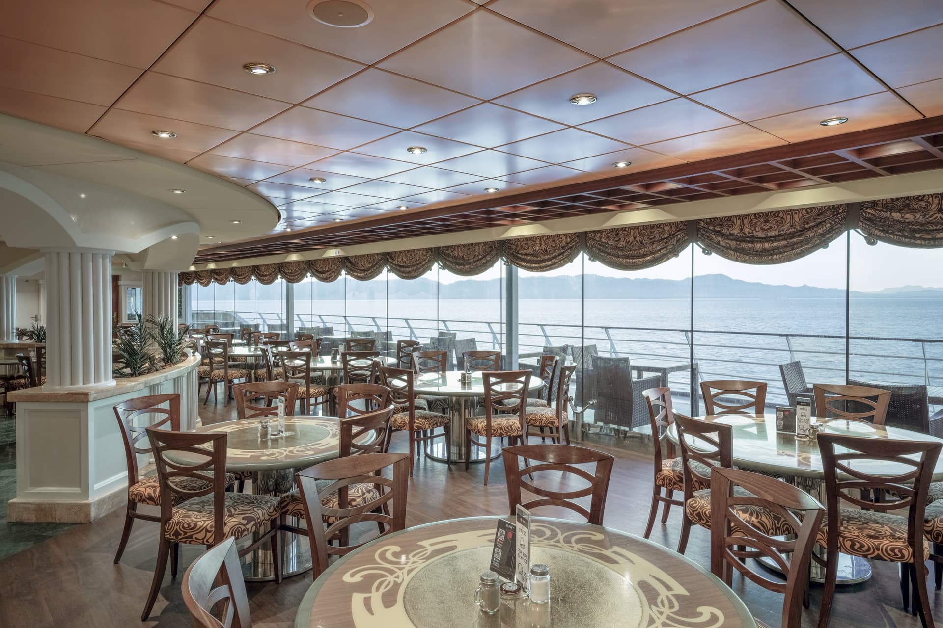 4 Seasons Buffet Restaurant