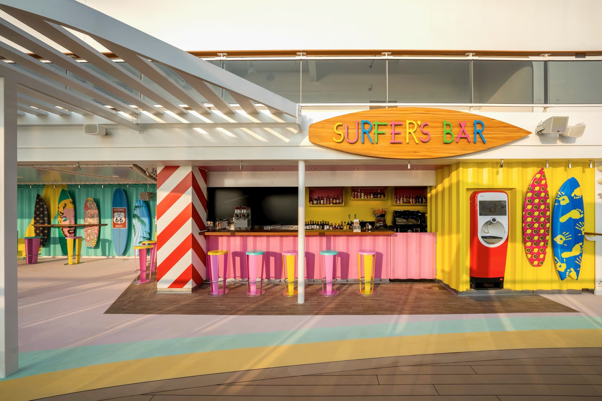 Surfers Bar