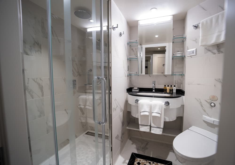 Veranda Suite