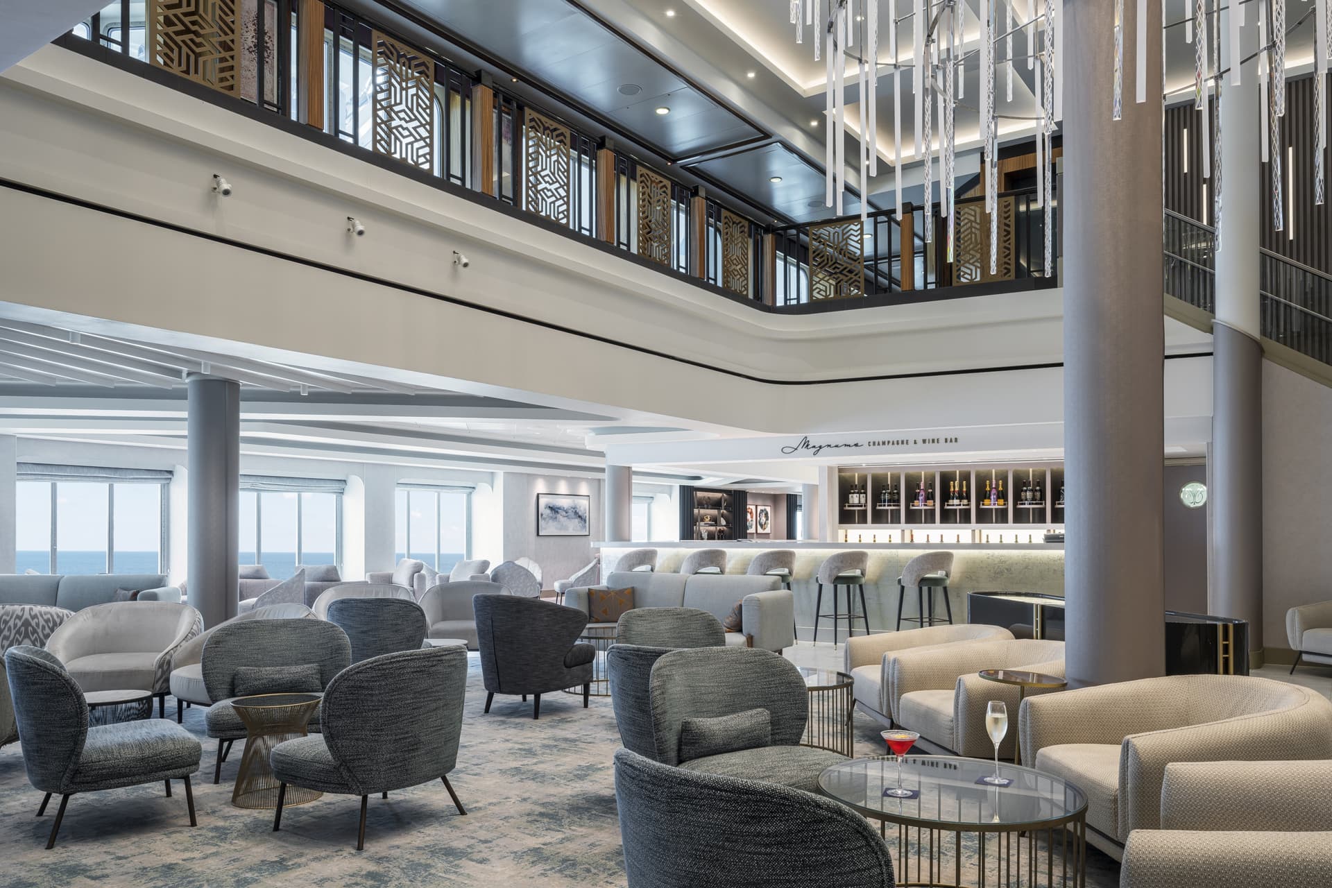 Norwegian Gem 선내