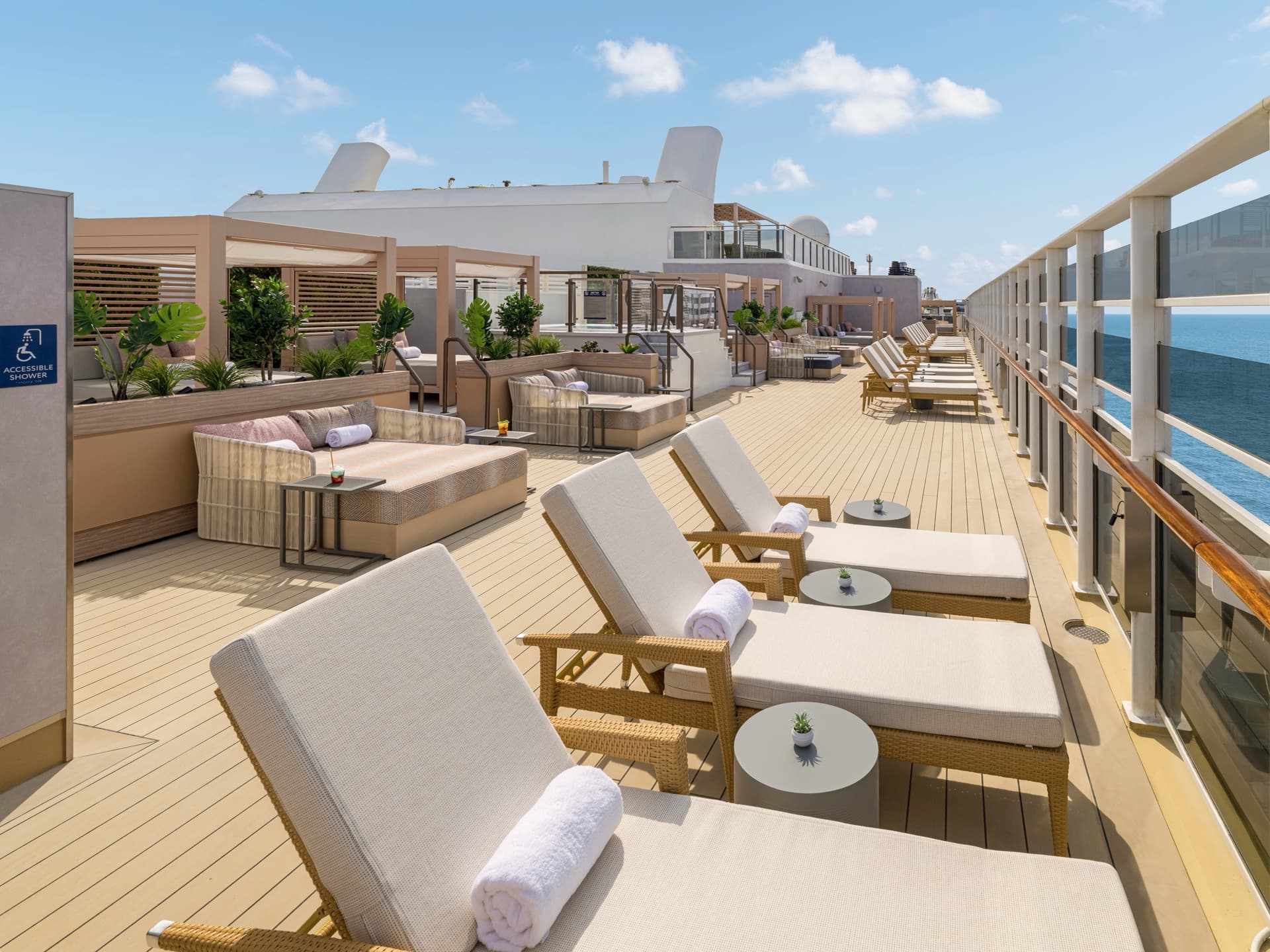 Norwegian Epic 선내