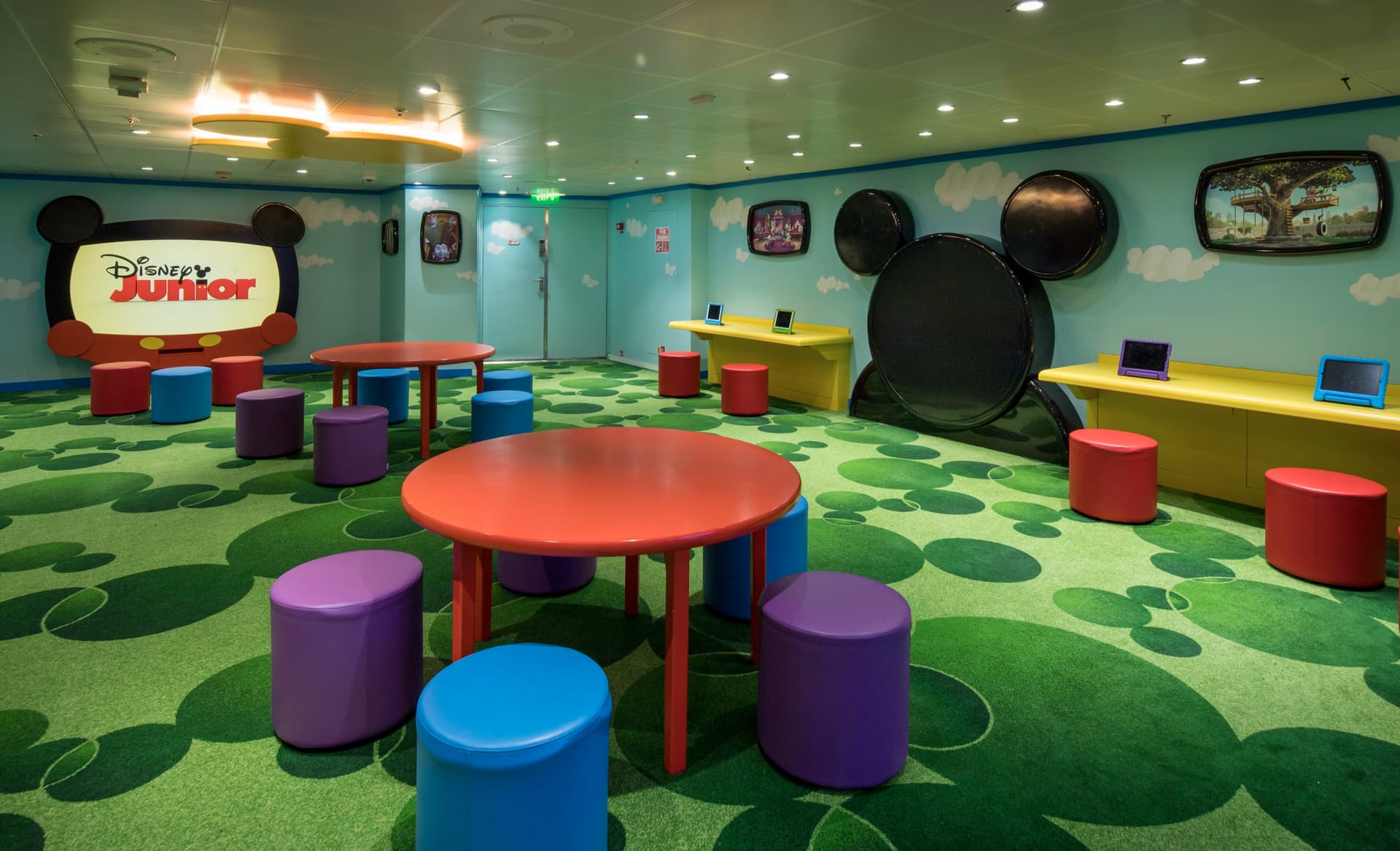 Disney's Oceaneer Club