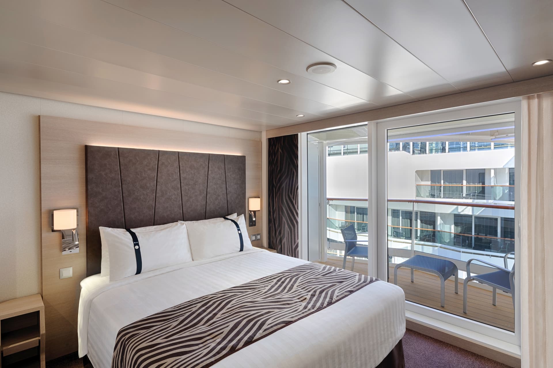 Junior Suite Aurea with Promenade & Ocean View