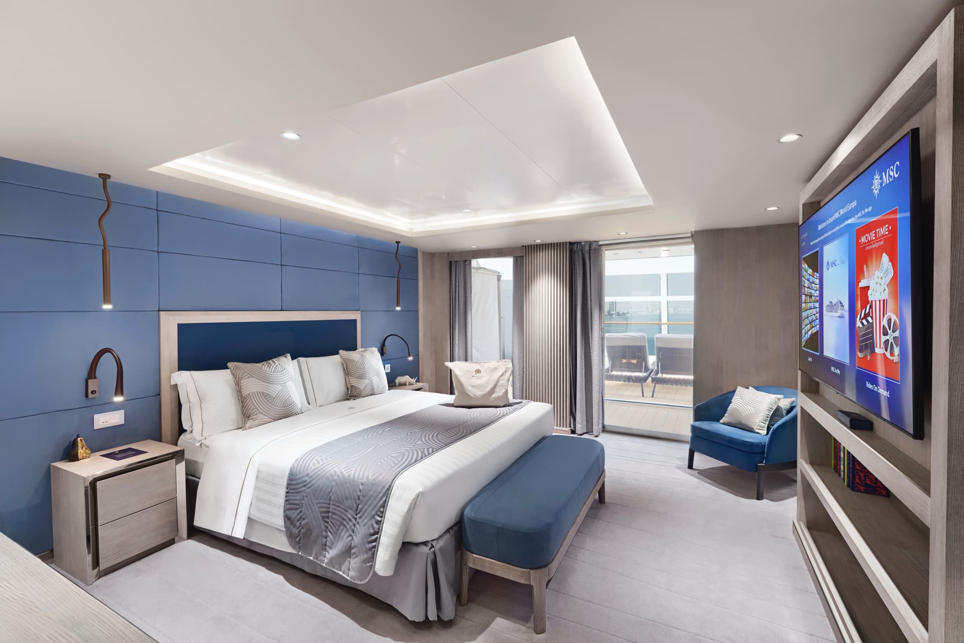 MSC Yacht Club Owner's Suite with Whirlpool Bath